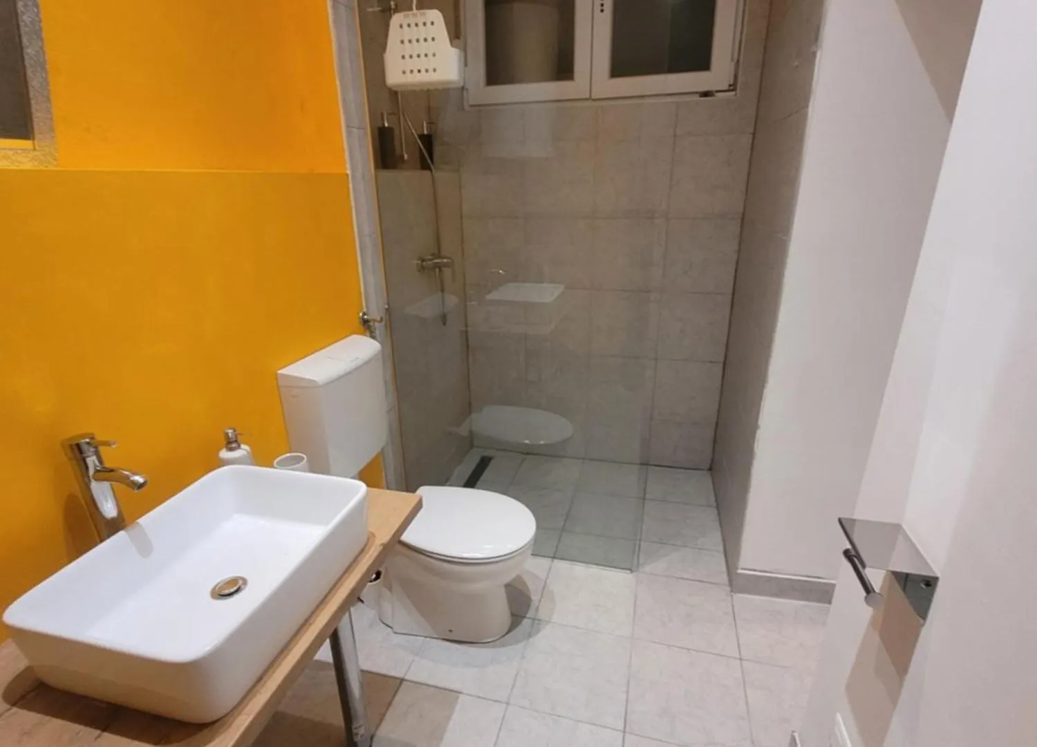 Yellow Apartment Pula 0*,